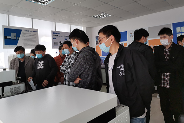 學員自行操作 http://www.wxcxfx.com/cxyq/20200415143356-Fiw_1ZYrhmlhK9QVMhRQe5vStmEu.jpg