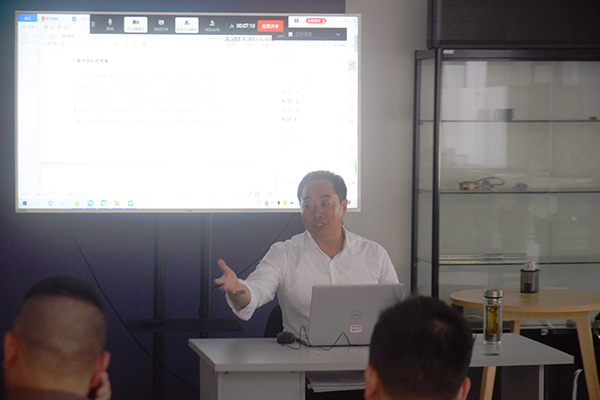 資深銷售傳授經驗 http://www.wxcxfx.com/cxyq/20200508113105-Fiqa-oHsvPggWtIUyh_JO-tzIs6K.jpg