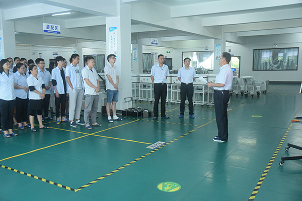 創想儀器全員認真聽講 http://www.wxcxfx.com/cxyq/20200615153313-FobaK7wiomkkjYvl1MAZ_4Z1sp9d.jpg