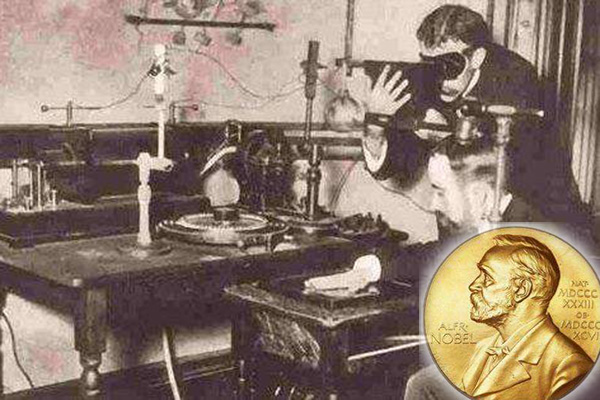 倫琴和X射線的發(fā)現(xiàn) http://www.wxcxfx.com/cxyq/20200618134941-FqbRYoXV-NP460BFAdX7kgVkqIcw.jpg