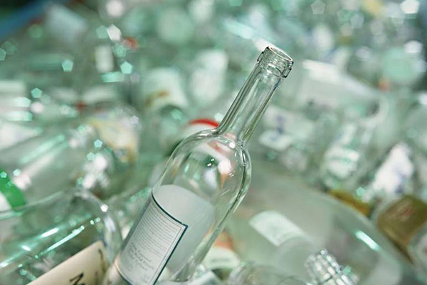 玻璃制品的回收 http://www.wxcxfx.com/cxyq/20220223135657-FnU5Qwz4ckmDMe5mOmlHKdQlccZ8.jpg