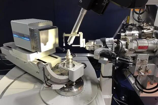 X射线单晶衍射仪器 http://www.wxcxfx.com/cxyq/20220412110036-FmsVWuKRYWdlWa-_tb_tsX9CRql-.jpg