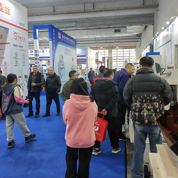 温州工博会隆重召开 /cxyq/20240311143553-FmkK1Zds3wWNgVdVDBIgbE_KLq7g.jpg